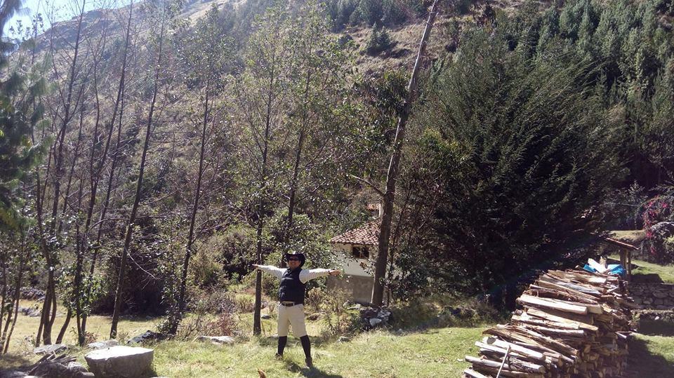 Hospedaje Illariy Yanama Zewnętrze zdjęcie